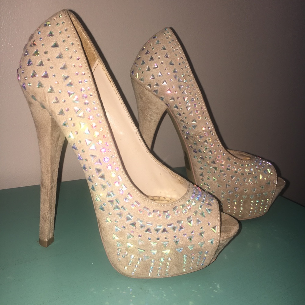 Nude heels